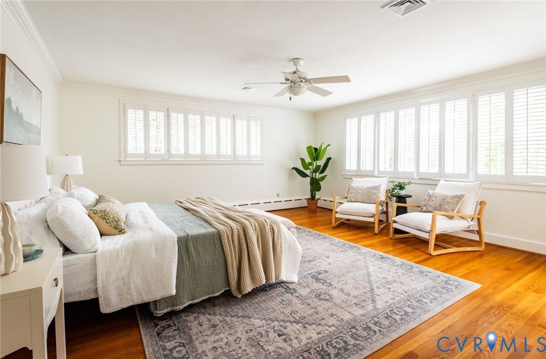 207 Tarrytown Drive, Sleepy Hollow, Henrico, VA 23229 Private primary ensuite with hardwood floors, banks of windows providing bright natural light, walk-in closet and sizable ensuite bathroom.