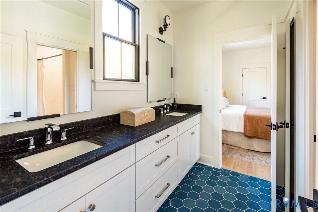 1136 Getaway Lane, Tuckahoe Creek, Goochland, VA 23103 Jack-and-Jill bathroom with separate tub/shower area, double sinks, custom vanities and designer tile.