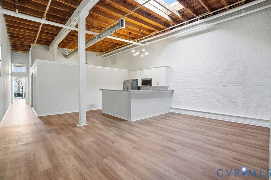 Property photo for 1716 Summit Avenue, #25, Richmond, VA
