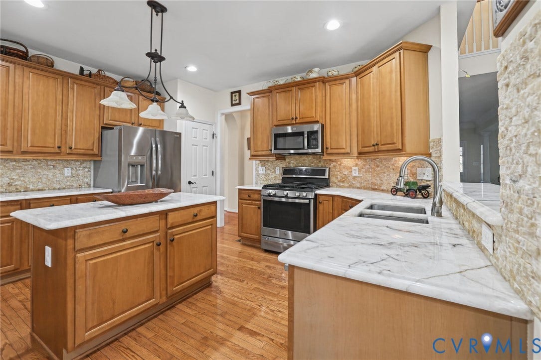 607 Canoe Run Place, Manakin Sabot, VA 23103 607 Canoe Run Place, Manakin Sabot, VA 23103