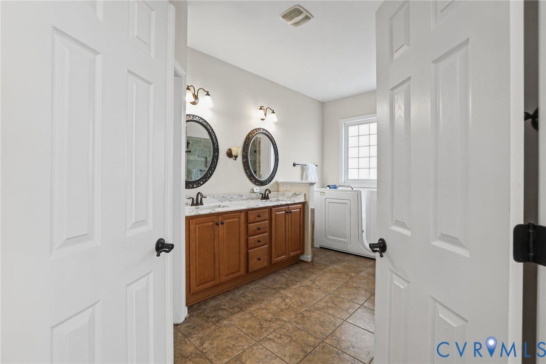 607 Canoe Run Place, Manakin Sabot, VA 23103 607 Canoe Run Place, Manakin Sabot, VA 23103