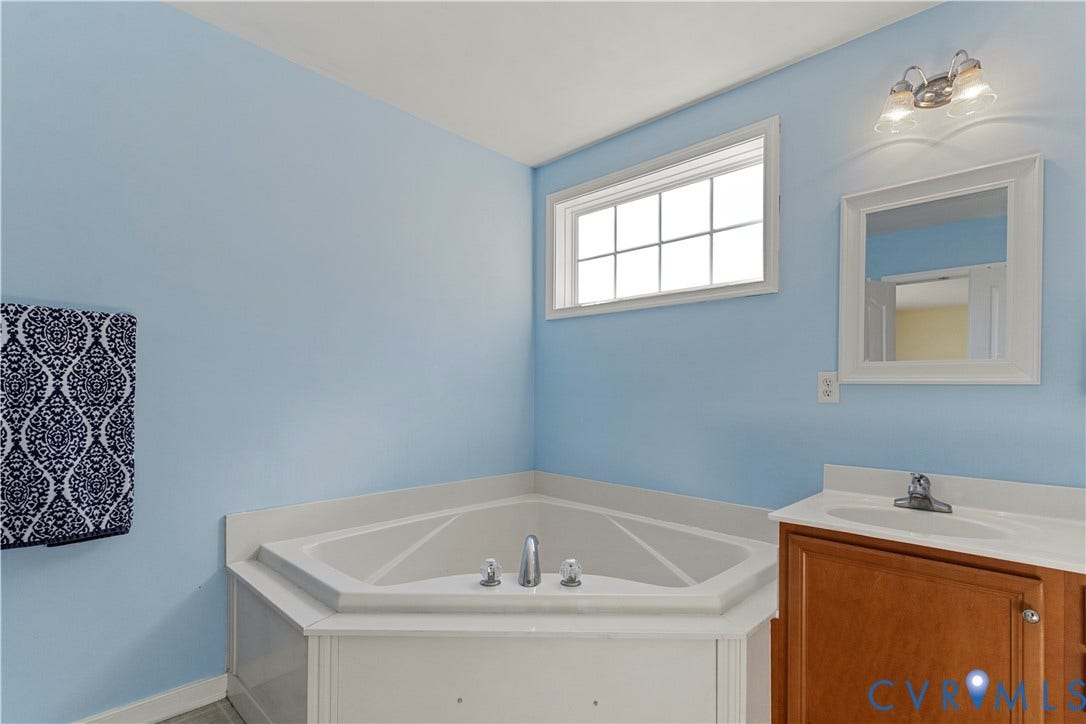 14861 Windjammer Drive, Midlothian, VA 23112 14861 Windjammer Drive, Midlothian, VA 23112