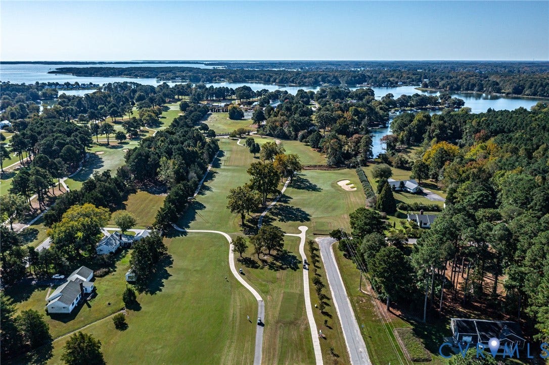 260 Pocahontas Drive, Waterfront Access, Kilmarnock, VA 22482 260 Pocahontas Drive, Waterfront Access, Kilmarnock, VA 22482