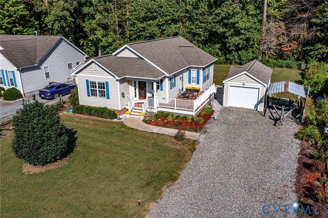 260 Pocahontas Drive, Waterfront Access, Kilmarnock, VA 22482 260 Pocahontas Drive, Waterfront Access, Kilmarnock, VA 22482