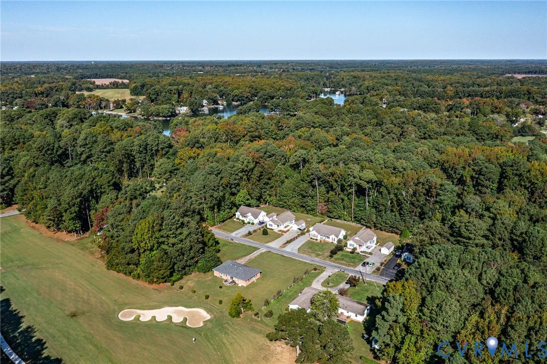 260 Pocahontas Drive, Waterfront Access, Kilmarnock, VA 22482 260 Pocahontas Drive, Waterfront Access, Kilmarnock, VA 22482