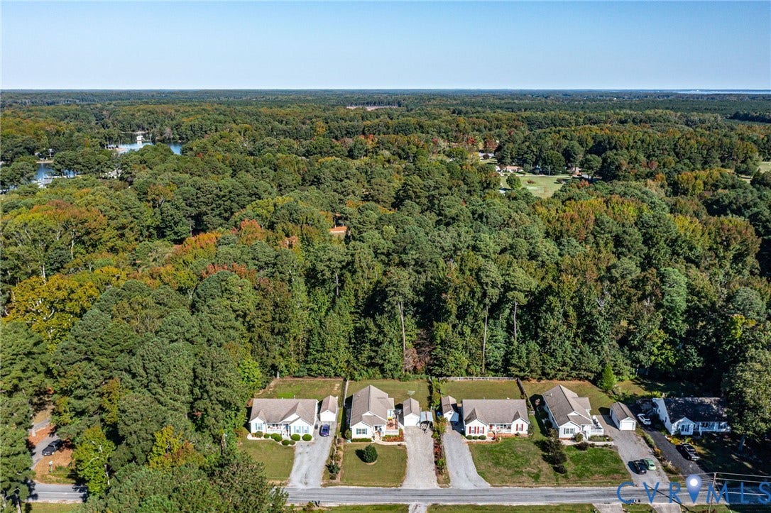 260 Pocahontas Drive, Waterfront Access, Kilmarnock, VA 22482 260 Pocahontas Drive, Waterfront Access, Kilmarnock, VA 22482