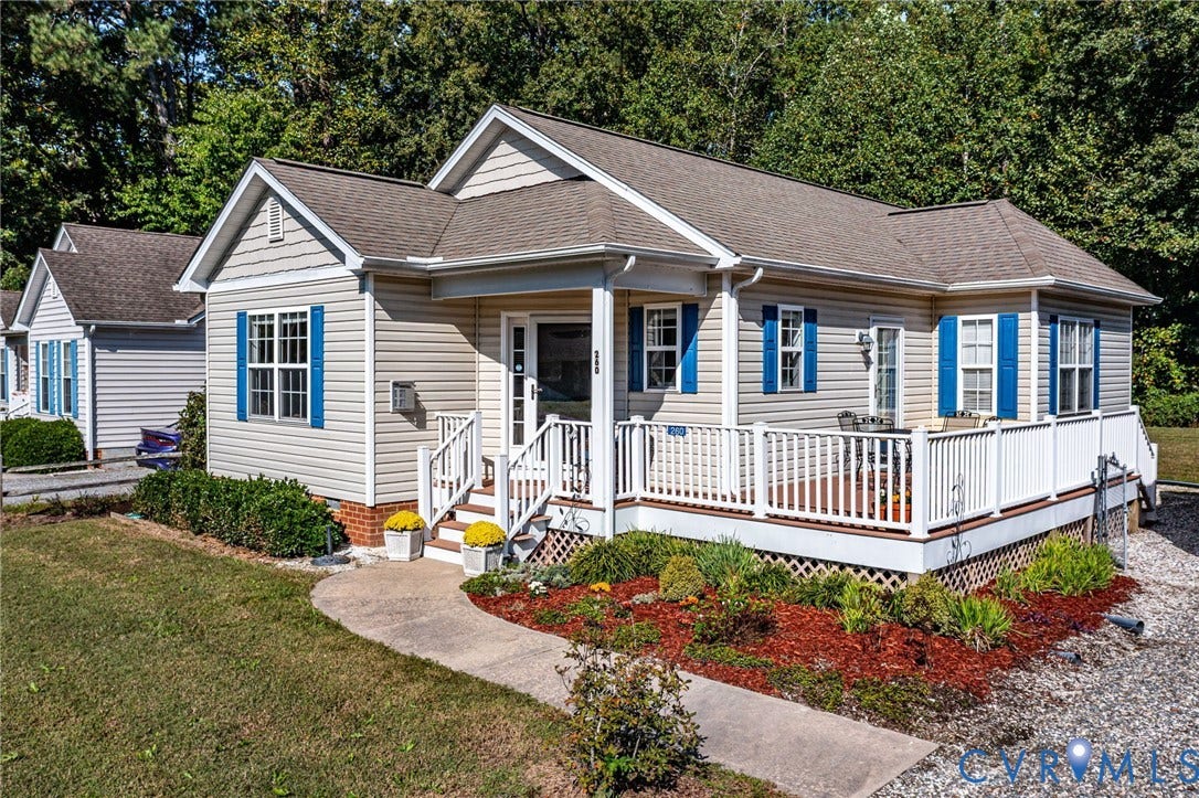 260 Pocahontas Drive, Waterfront Access, Kilmarnock, VA 22482 260 Pocahontas Drive, Waterfront Access, Kilmarnock, VA 22482
