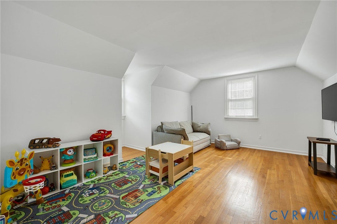 7516 Oakmont Drive, Henrico, VA 23228 Hardwood-style flooring throughout