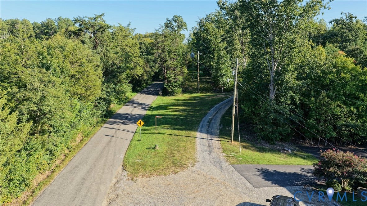 5225 Hunters Grove Lane, Goochland, VA 23063 5225 Hunters Grove Lane, Goochland, VA 23063