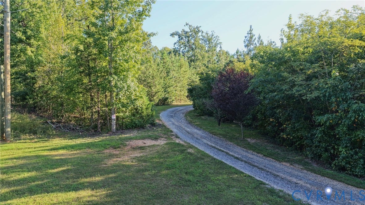 5225 Hunters Grove Lane, Goochland, VA 23063 5225 Hunters Grove Lane, Goochland, VA 23063