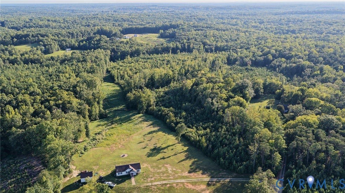 5225 Hunters Grove Lane, Goochland, VA 23063 5225 Hunters Grove Lane, Goochland, VA 23063