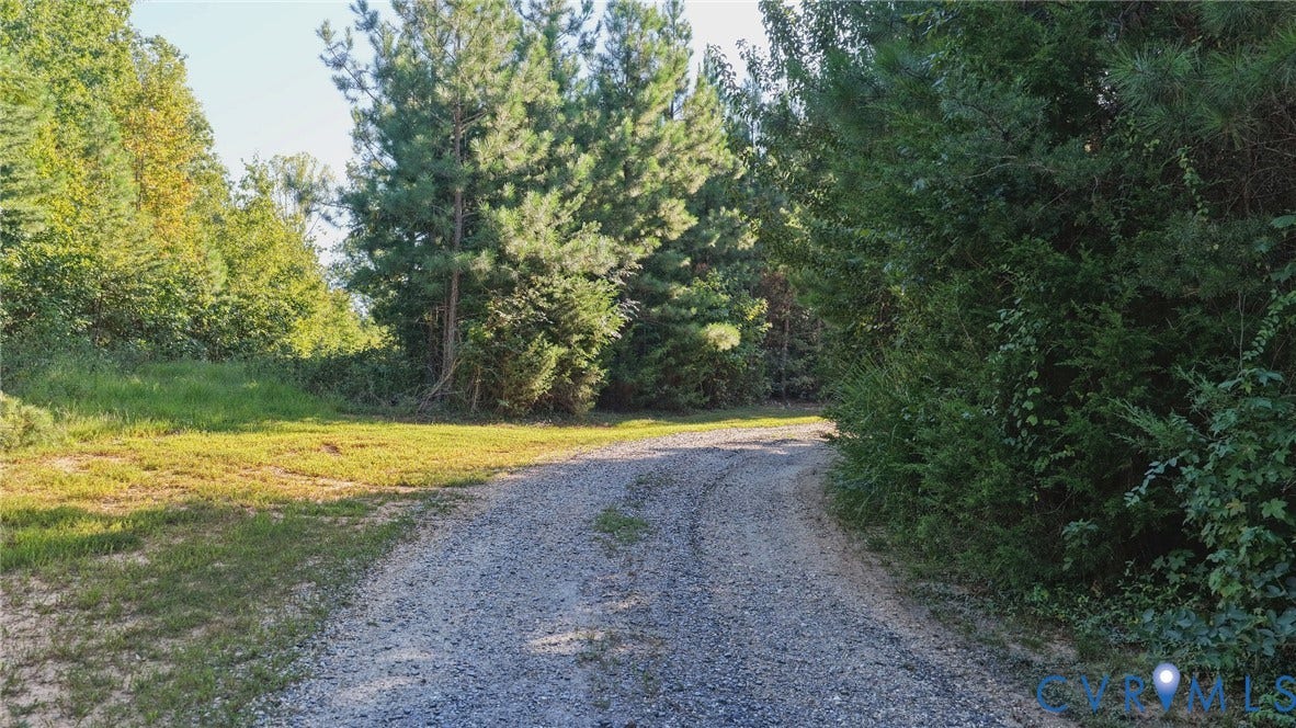 5225 Hunters Grove Lane, Goochland, VA 23063 5225 Hunters Grove Lane, Goochland, VA 23063