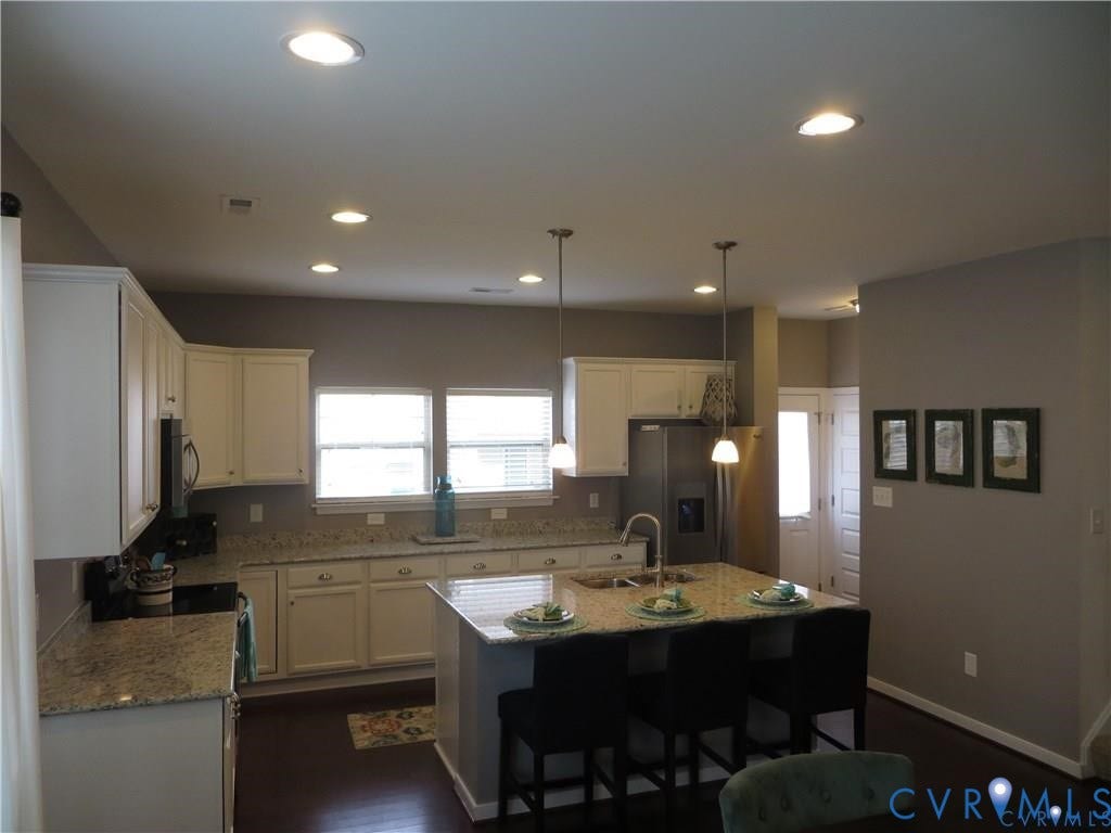 8062 Ellendale Drive, Mechanicsville, VA 23116 8062 Ellendale Drive, Mechanicsville, VA 23116