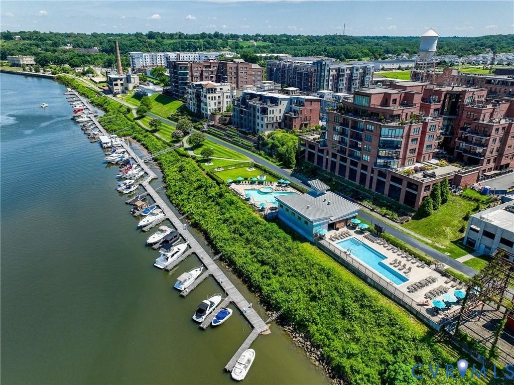 17 Flatwater Row, #A, Riverwalk, Henrico, VA 23231 Your playground. Your everyday. River days, poolside lounging, and sunset strollswelcome to life at Rocketts Landing.