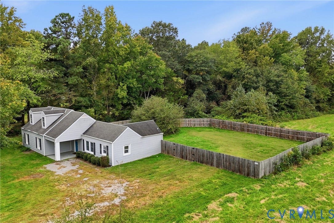 6624 Miller Road, Henrico, VA 23231 Siding exterior with multiple gables and dormers