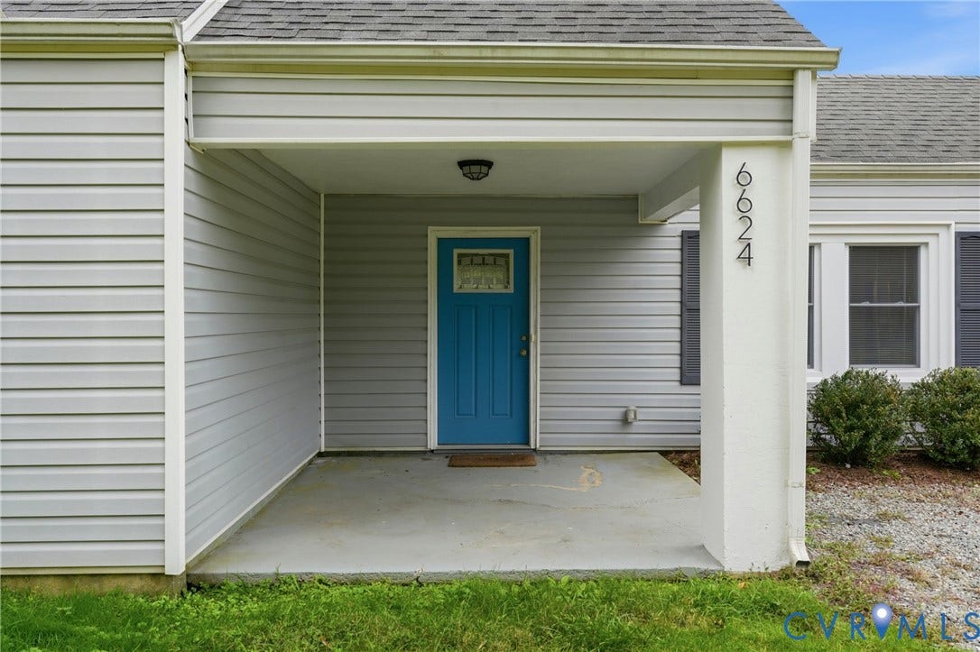 6624 Miller Road, Henrico, VA 23231 Covered front porch