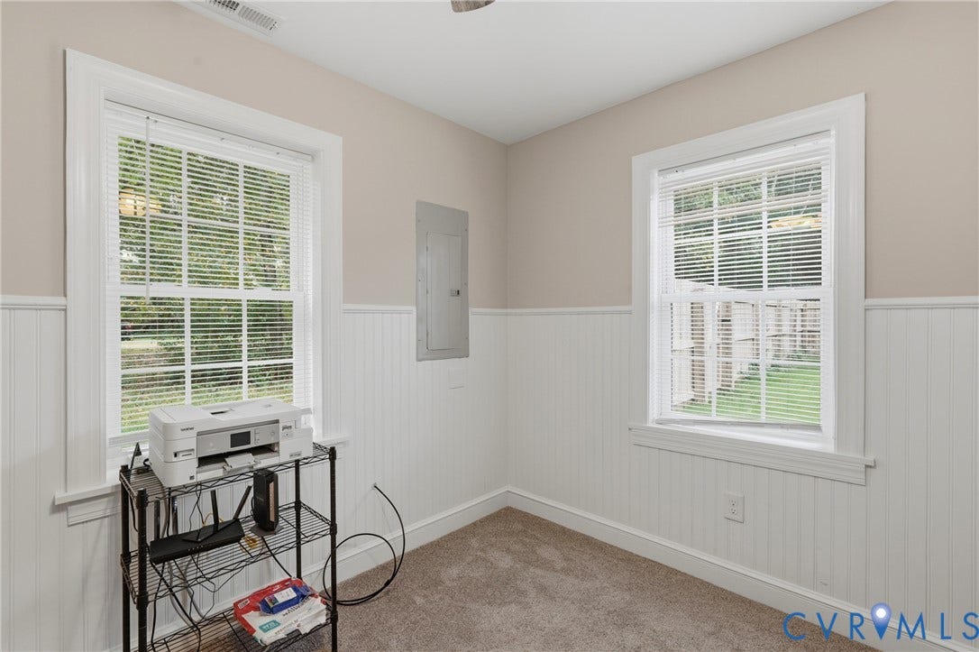 6624 Miller Road, Henrico, VA 23231 Neutral-toned walls with beadboard wainscoting