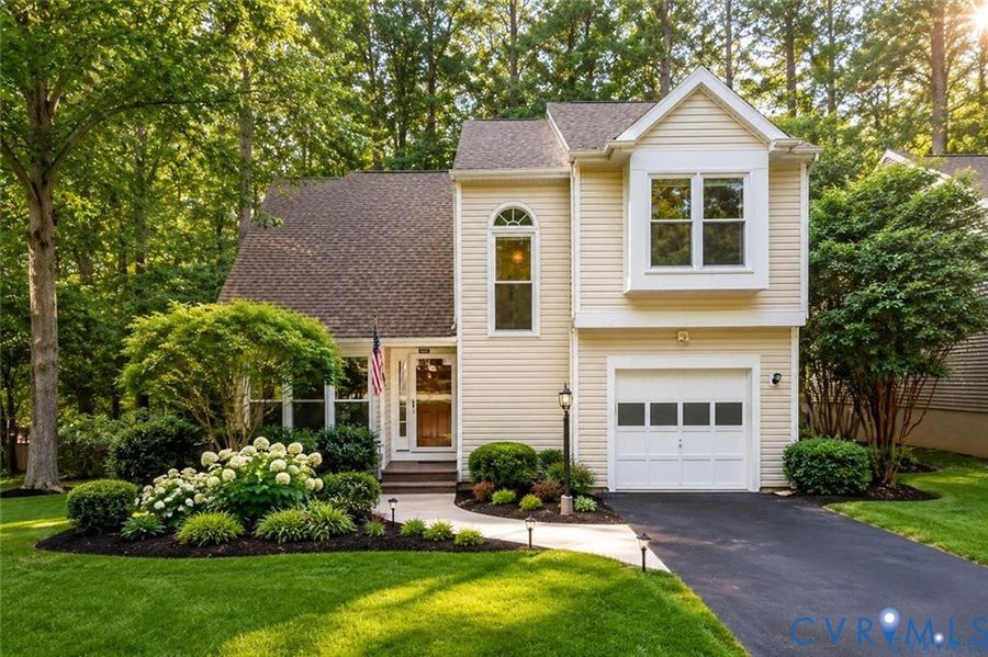 Property photo for 2806 Cove Ridge Road, Midlothian, VA
