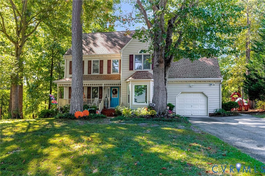 Property photo for 4137 Hamlin Terrace, Chester, VA