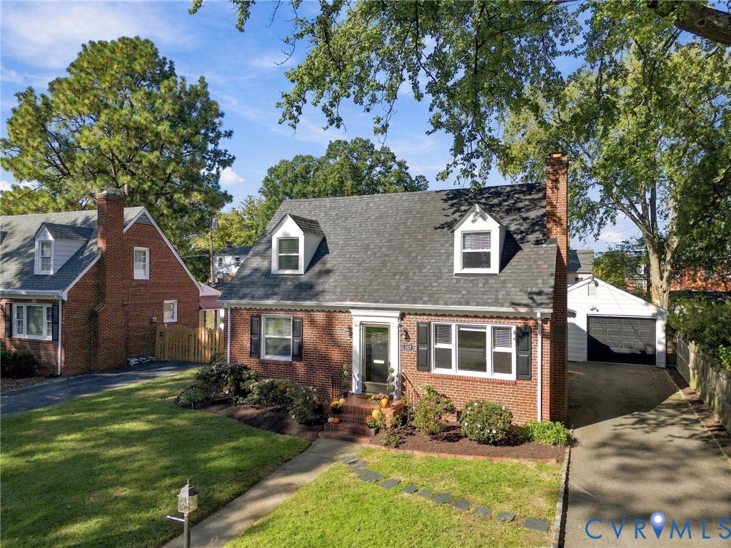 2418 Essex Road, Bryan Park/Lakeside, Henrico, VA 23228