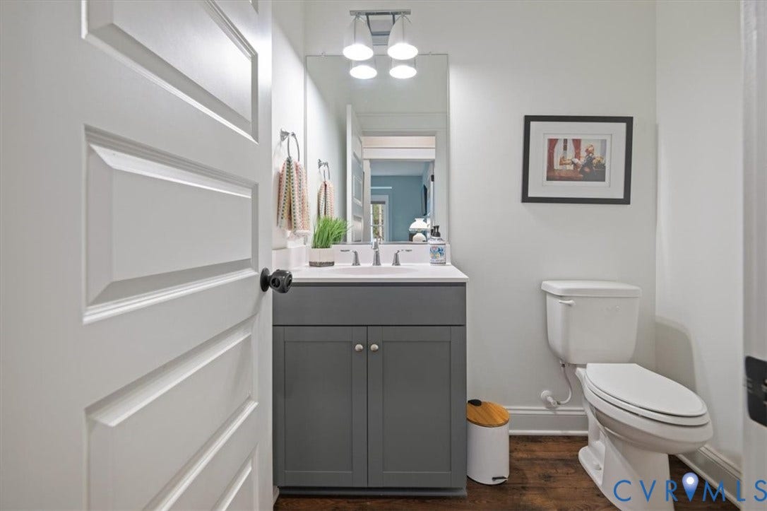 4703 Kingshire Drive, Providence Forge, VA 23140 Half Bath off Family Room