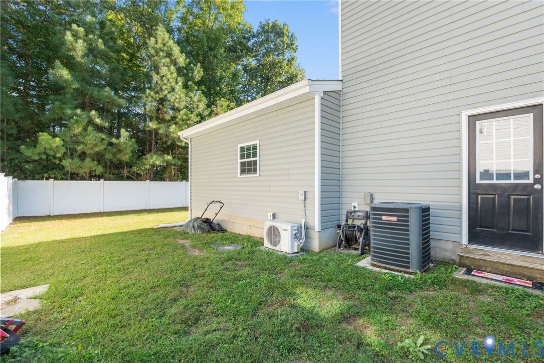 6852 Watch Harbour Circle, Hayes, VA 23072 6852 Watch Harbour Circle, Hayes, VA 23072
