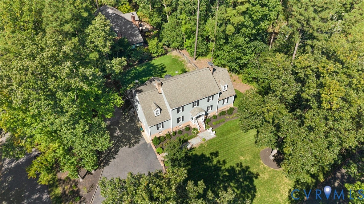 200 Ruggles Place, Tuckahoe, Henrico, VA 23229 Private elevated corner lot!