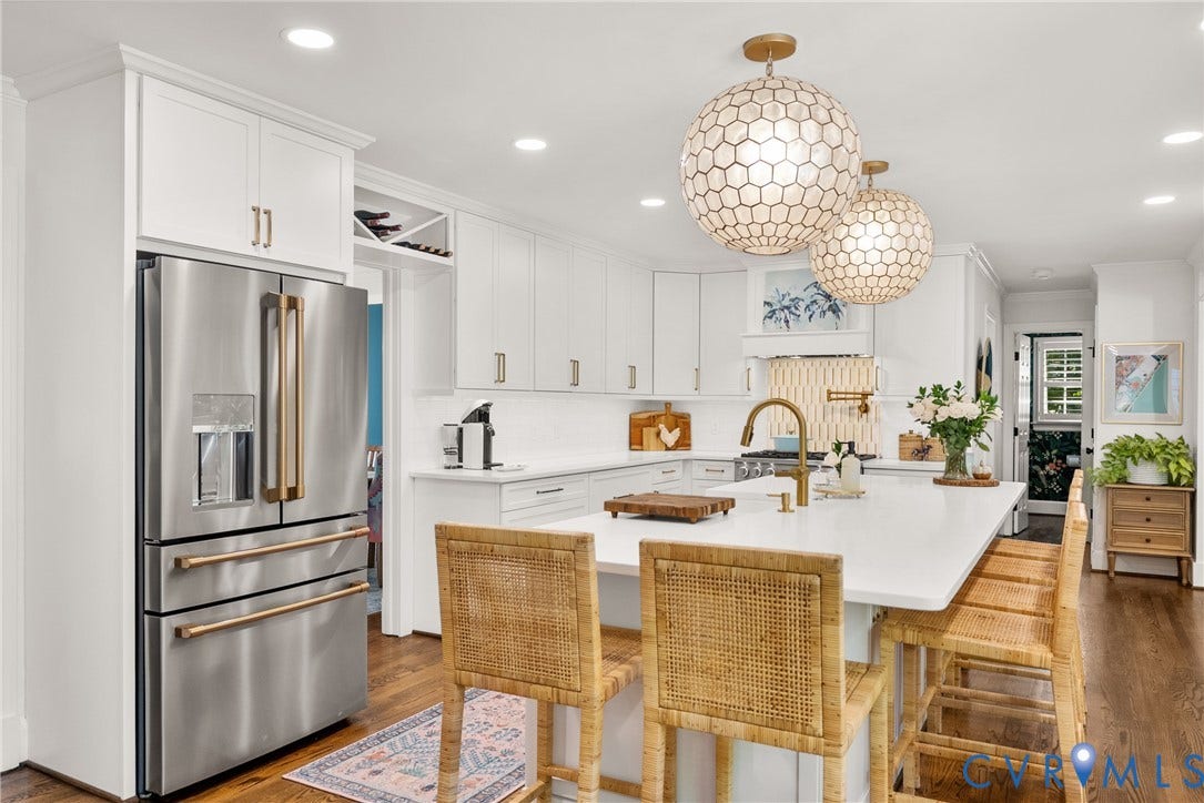 200 Ruggles Place, Tuckahoe, Henrico, VA 23229 Oversized quartz island with comfortable seating for six!