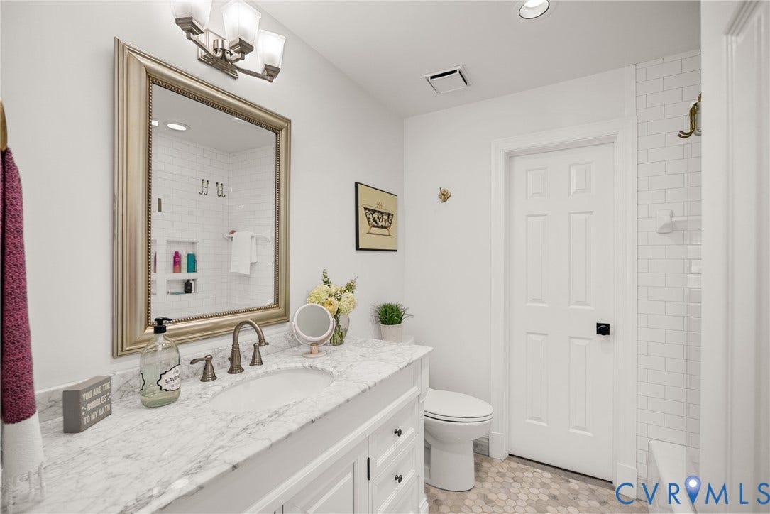200 Ruggles Place, Tuckahoe, Henrico, VA 23229 Second primary bathroom