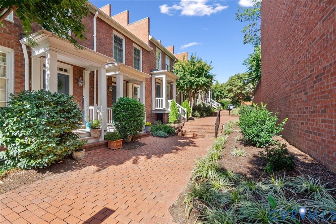 101 N 25th Street, 25th St Townehomes- St John's, Richmond, VA 23223 Front Courtyard