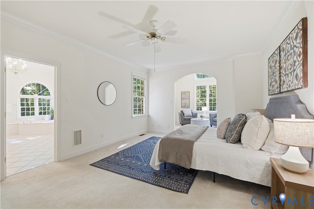 2611 Glenalmond Court, Powhatan, VA 23139 1st floor primary with 9ft ceilings, sitting room, 2 walk in closets and spacious bath.
