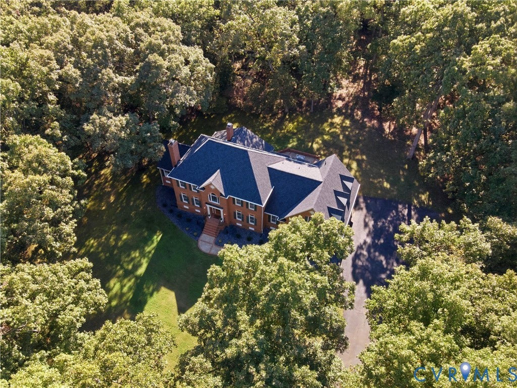 2611 Glenalmond Court, Powhatan, VA 23139 New Grand Manor roof (2024)