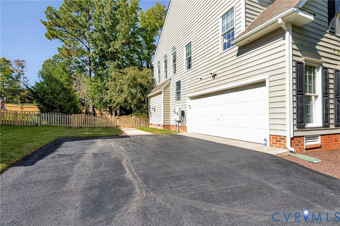 12012 Wheat Ridge Court, Chappell Ridge, Glen Allen, VA 23059 Side Entry Garage