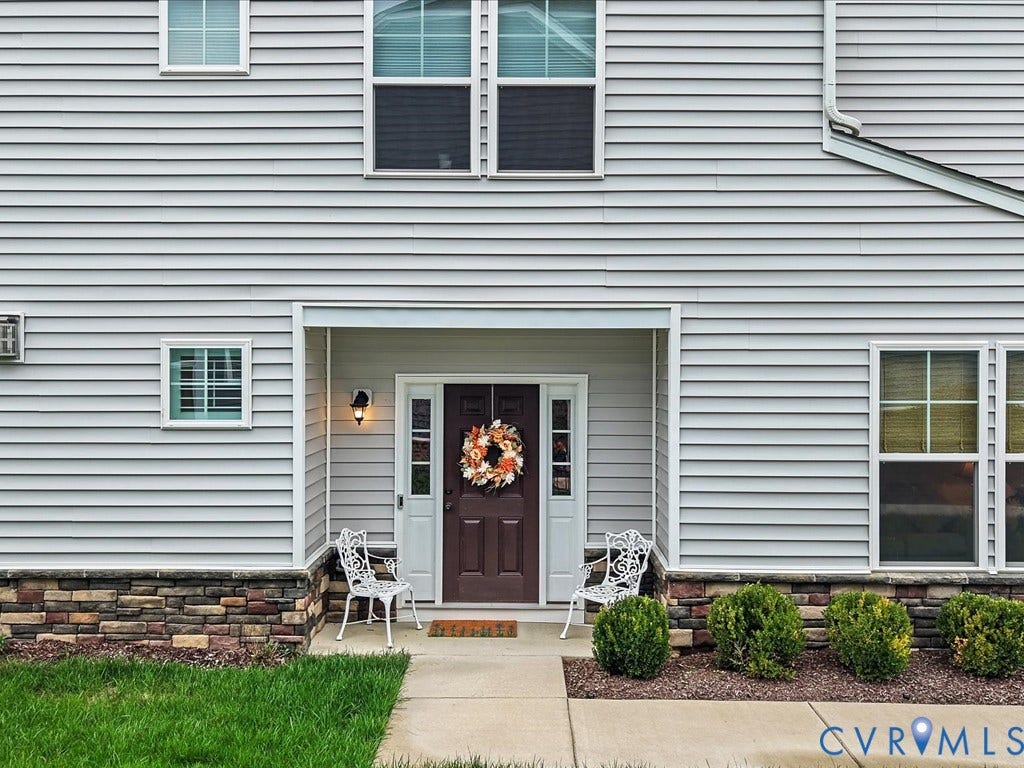 18621 Palisades Ridge, Moseley, VA 23120 18621 Palisades Ridge, Moseley, VA 23120