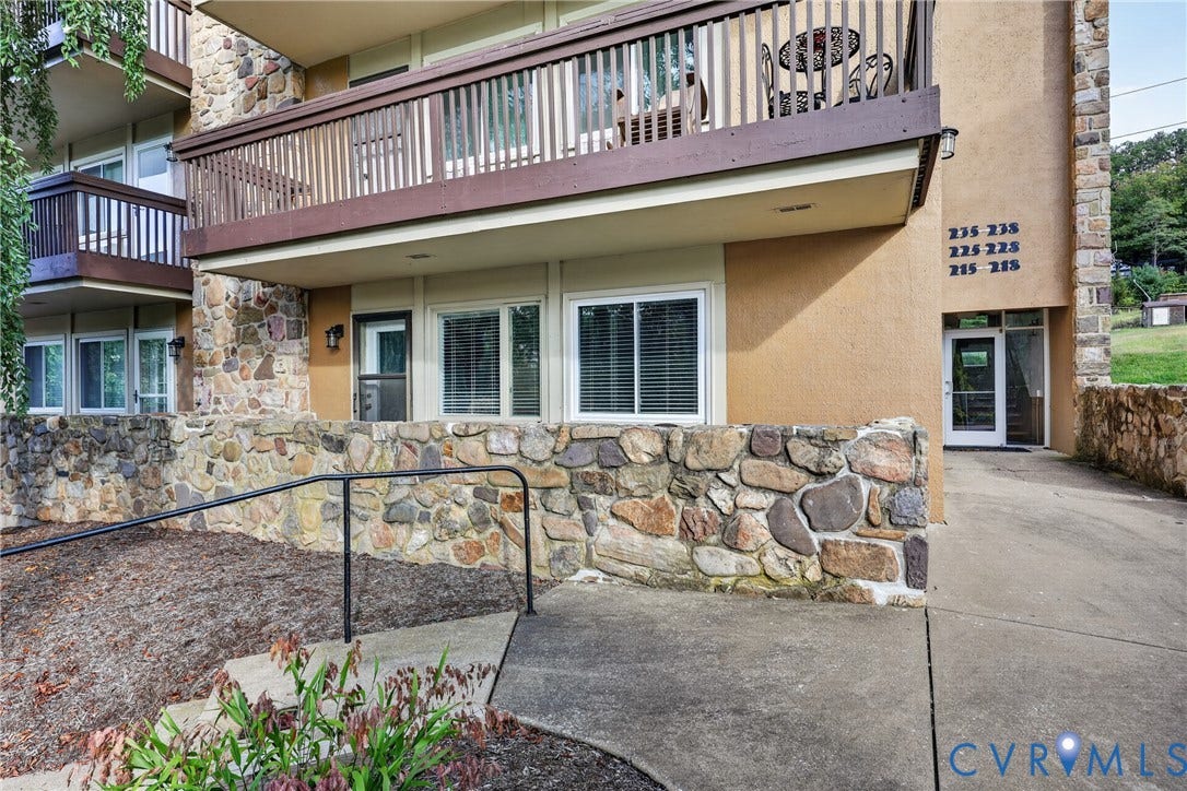 1836 FAIRWAY Drive, #218, Aspen East, Basye, VA 22810 Ski Lift behind unit