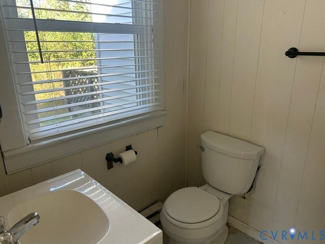 2422 Boulevard, #A, Colonial Heights, VA 23834