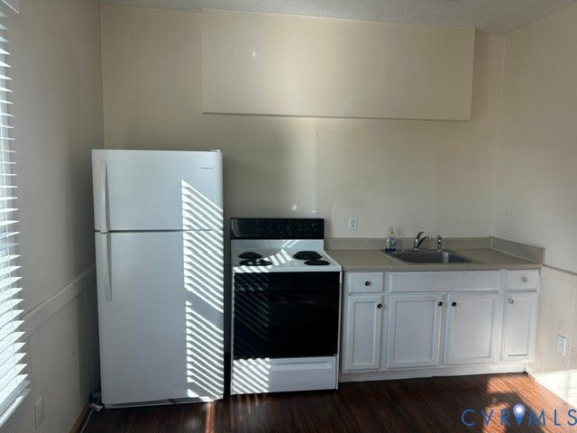 2422 Boulevard, #A, Colonial Heights, VA 23834