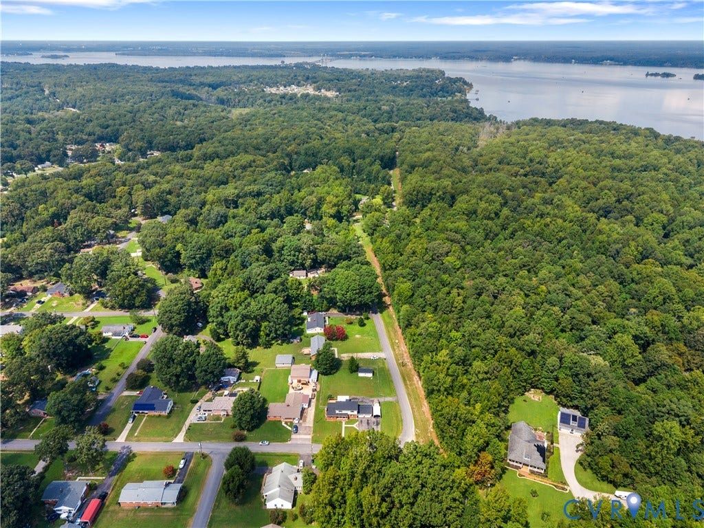 11612 Yorkdale Drive, Rivers Edge, North Prince George, VA 23860 Expansive natural landscape with mature trees and waterfront proximity