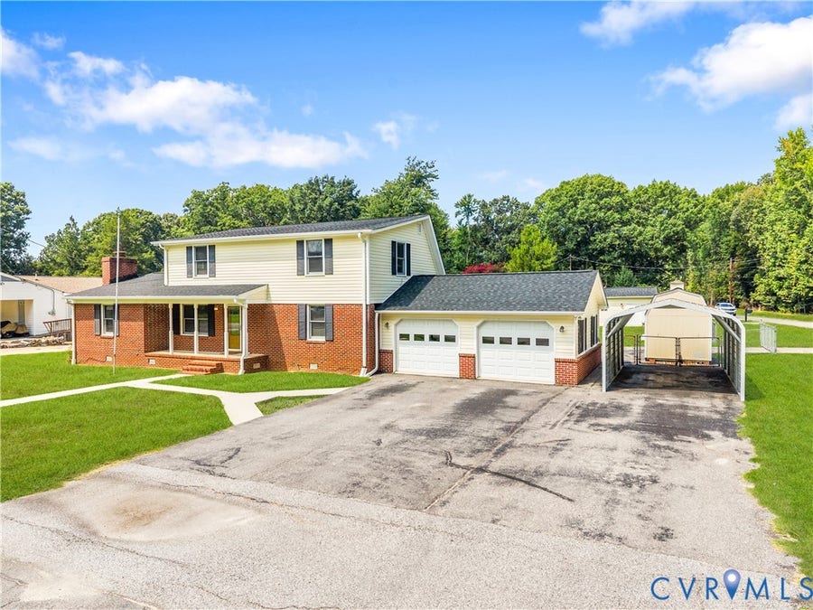 Property photo for 11612 Yorkdale Drive, North Prince George, VA