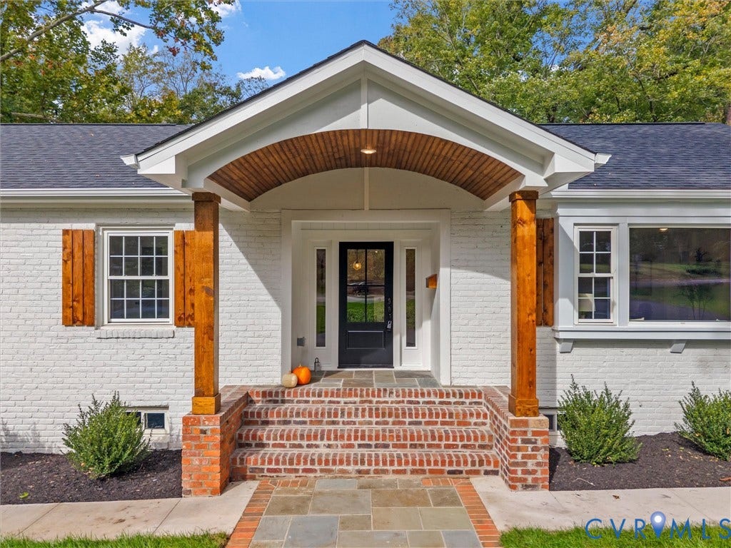 702 Westham Parkway, Westham, Henrico, VA 23229 Painted brick exterior with a dark shingled roof
