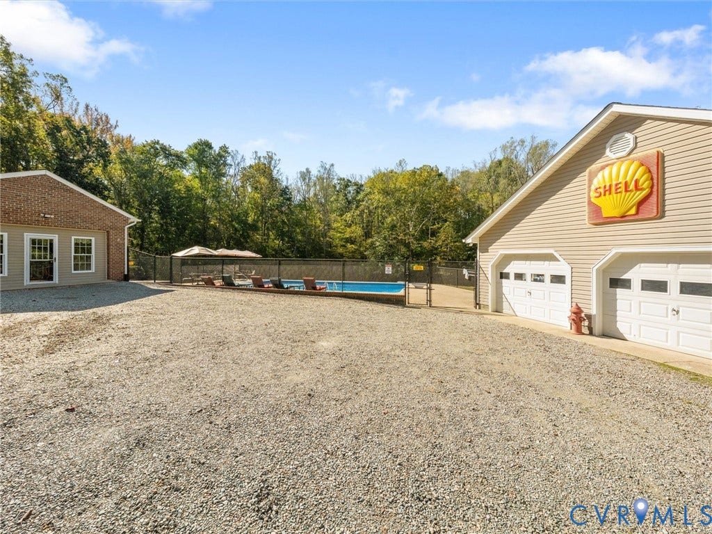 6085 Tucker Road, Country Life, Powhatan, VA 23139 6085 Tucker Road, Country Life, Powhatan, VA 23139