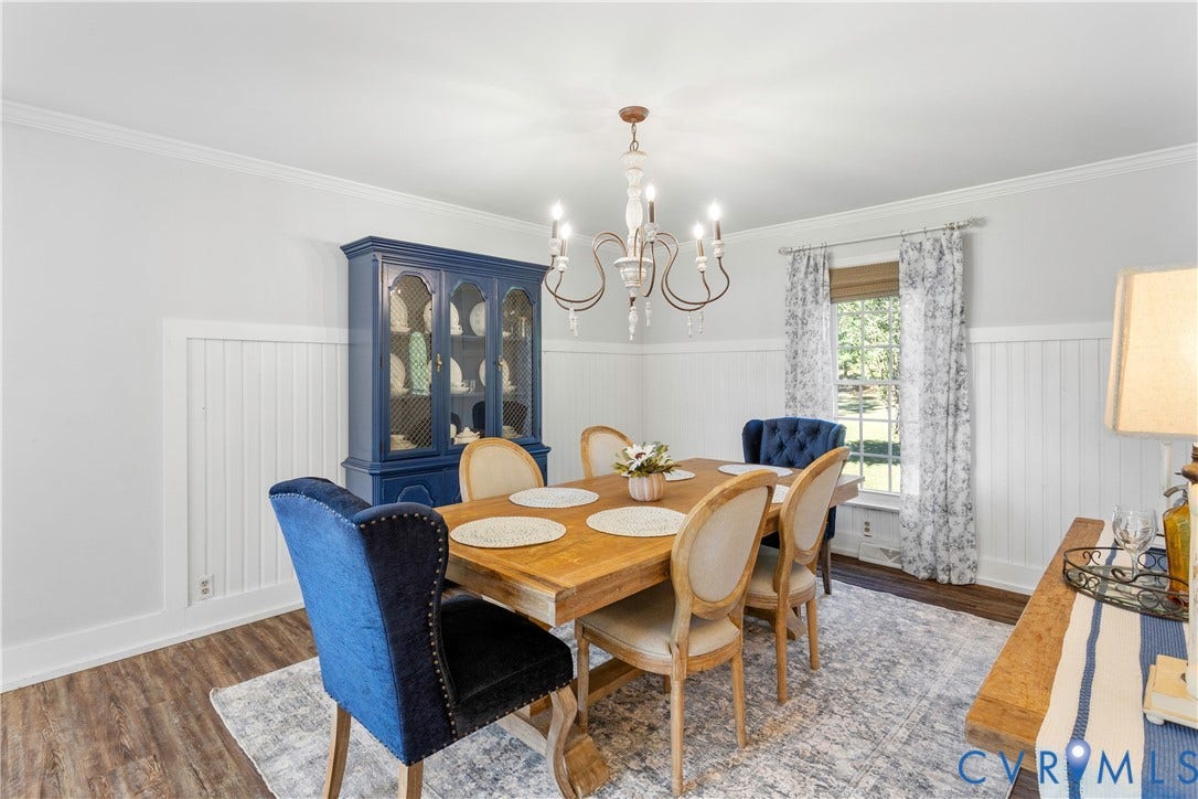 12380 Bienvenue Road, Bowles Acres, Rockville, VA 23146 Dining room Open floor plan alows for multifuntion activities. Foyer access and kitchen. great layout!
