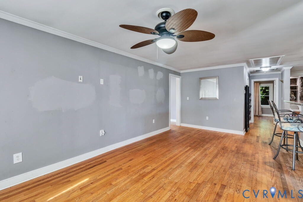 32 2nd Avenue, Kilmarnock, VA 22482 32 2nd Avenue, Kilmarnock, VA 22482
