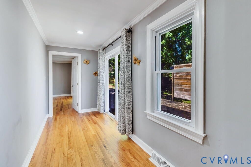 32 2nd Avenue, Kilmarnock, VA 22482 32 2nd Avenue, Kilmarnock, VA 22482