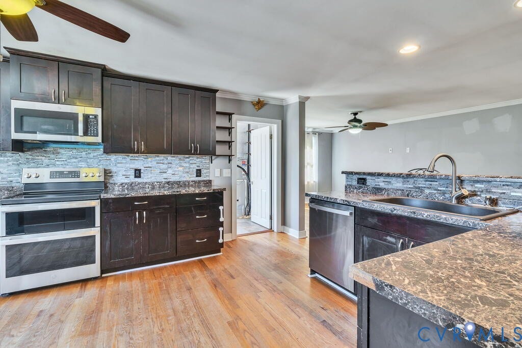 32 2nd Avenue, Kilmarnock, VA 22482 32 2nd Avenue, Kilmarnock, VA 22482