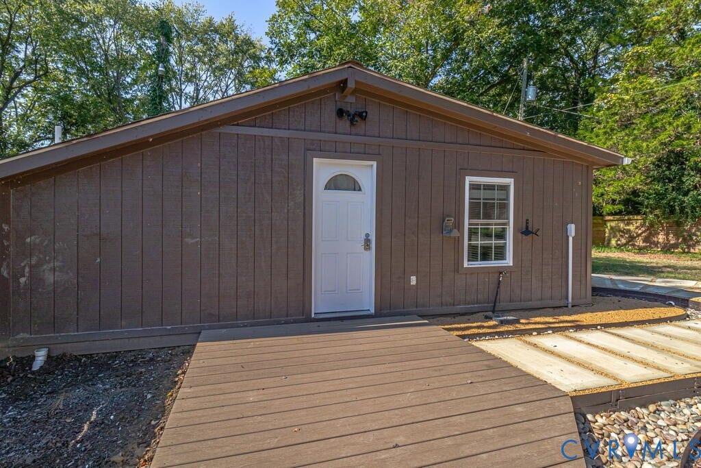 32 2nd Avenue, Kilmarnock, VA 22482 32 2nd Avenue, Kilmarnock, VA 22482