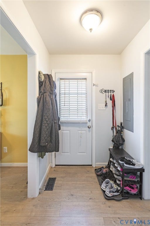 5906 Autumnleaf Drive, Chesterfield, VA 23234 Beautiful Wood Flooring Throughout Downstairs