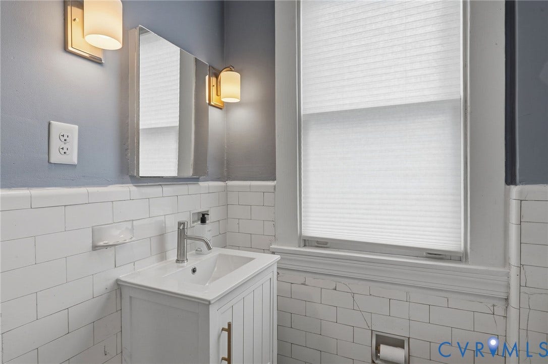 2706 Woodrow Avenue, Northside, Richmond, VA 23222 Refurbished vintage bathroom