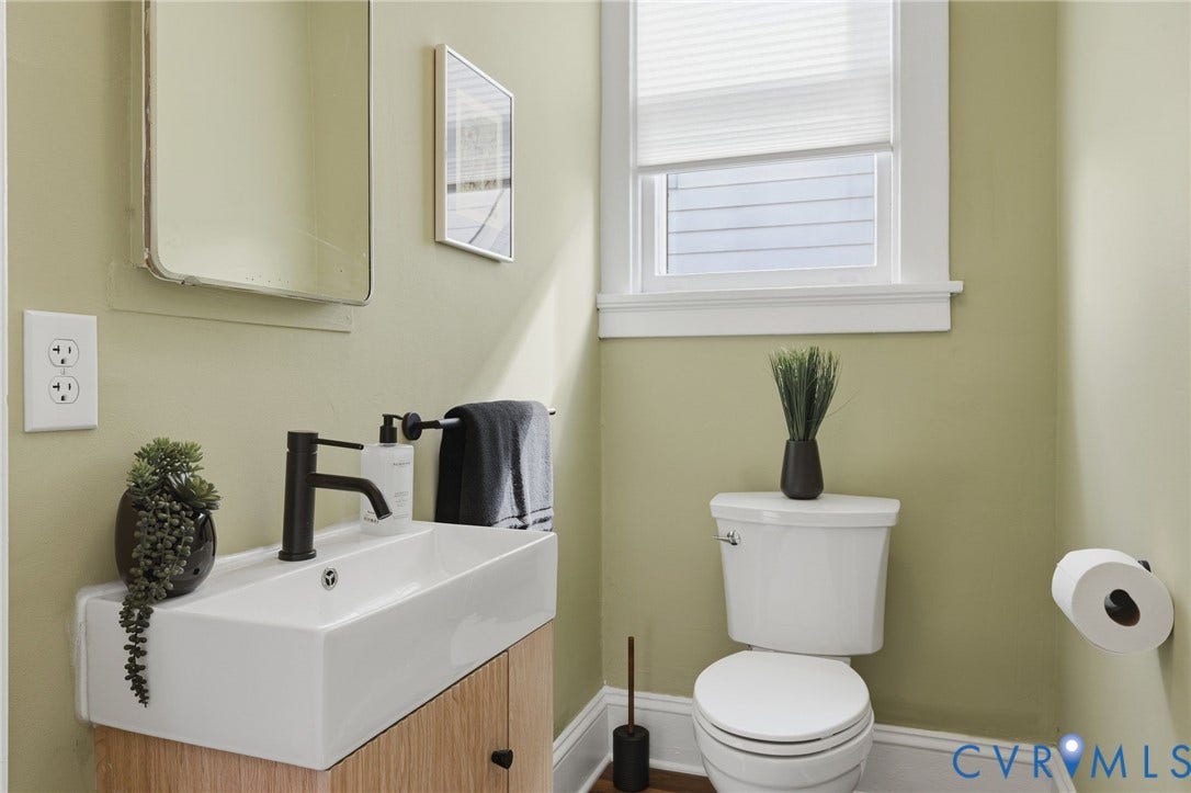 2706 Woodrow Avenue, Northside, Richmond, VA 23222 Downstairs half-bathroom
