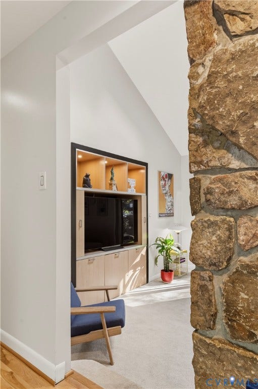 4204 Hickory Nut Place, Winterberry Ridge, Midlothian, VA 23112 From the entry you can step into the family room.